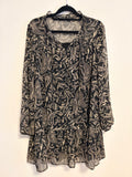 Zara Kleid mit Paisleymuster schwarz weiß langarm Gr.
