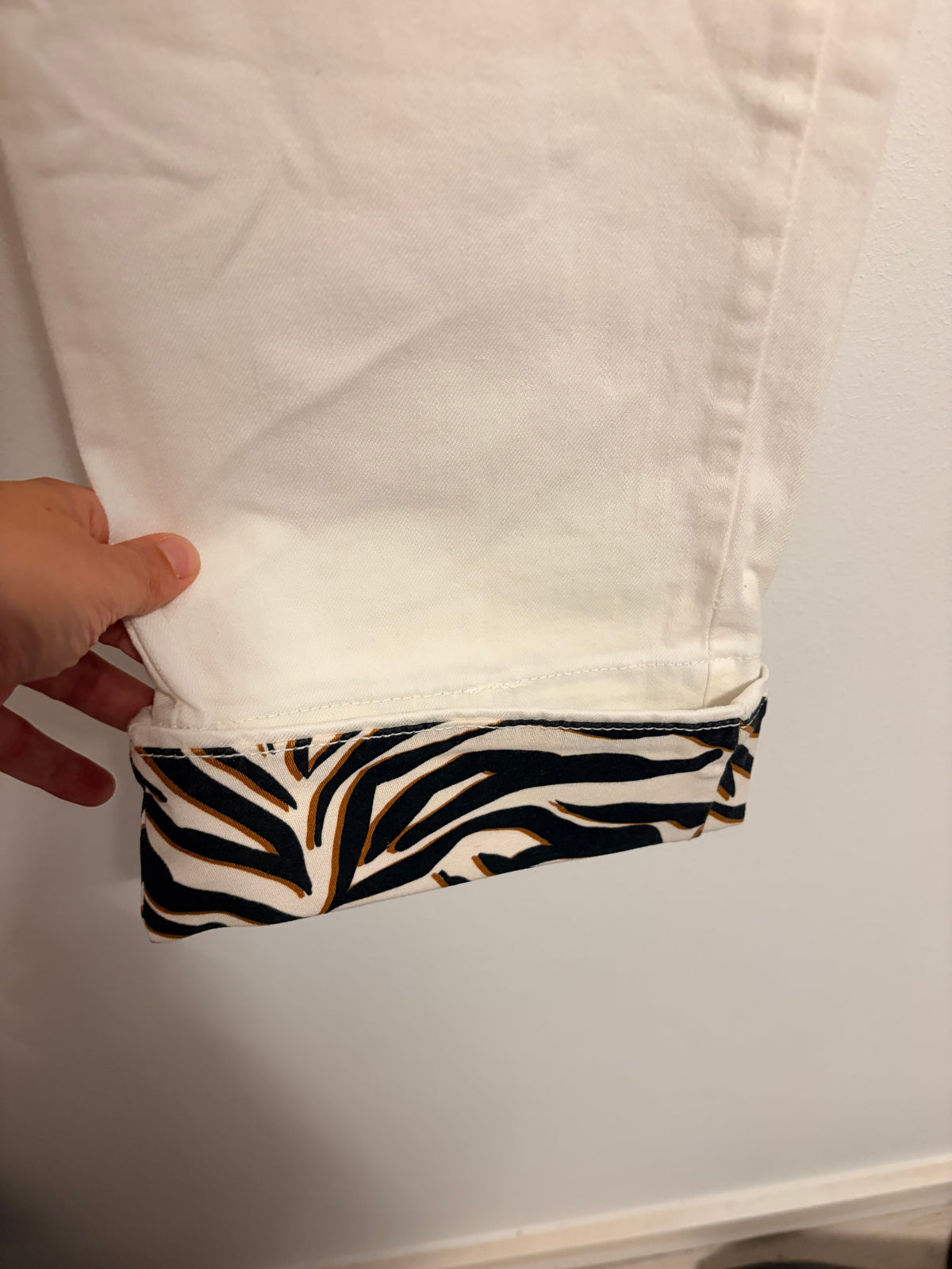 Please weiße Jeanshose Wide Leg gerades Bein Animalprint Gr. S