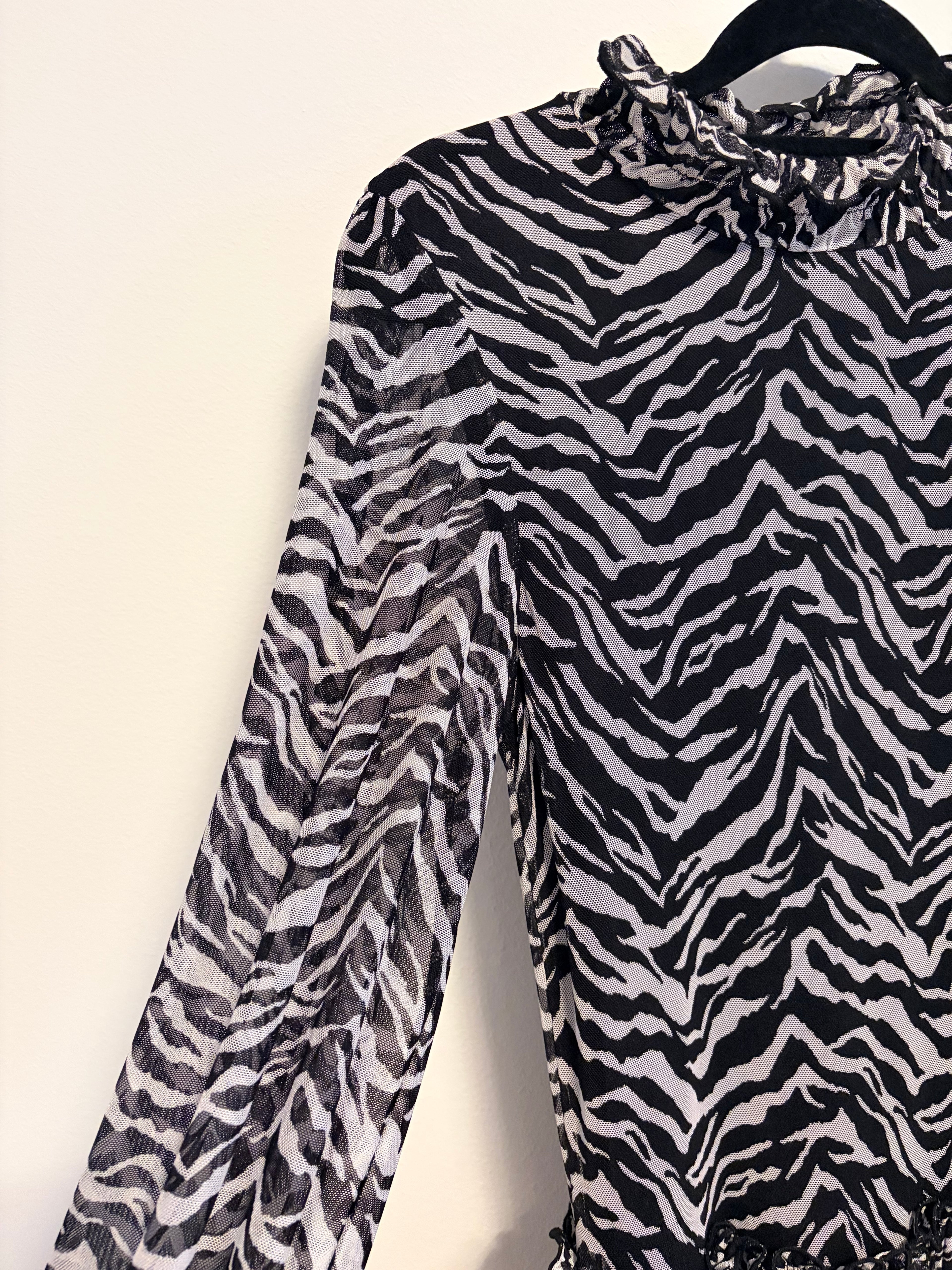 Zara Maxikleid Aninmalprint Zebraprint Volant Gr. S